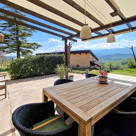 Villa Pilotti Country House Penna San Giovanni Exterior photo